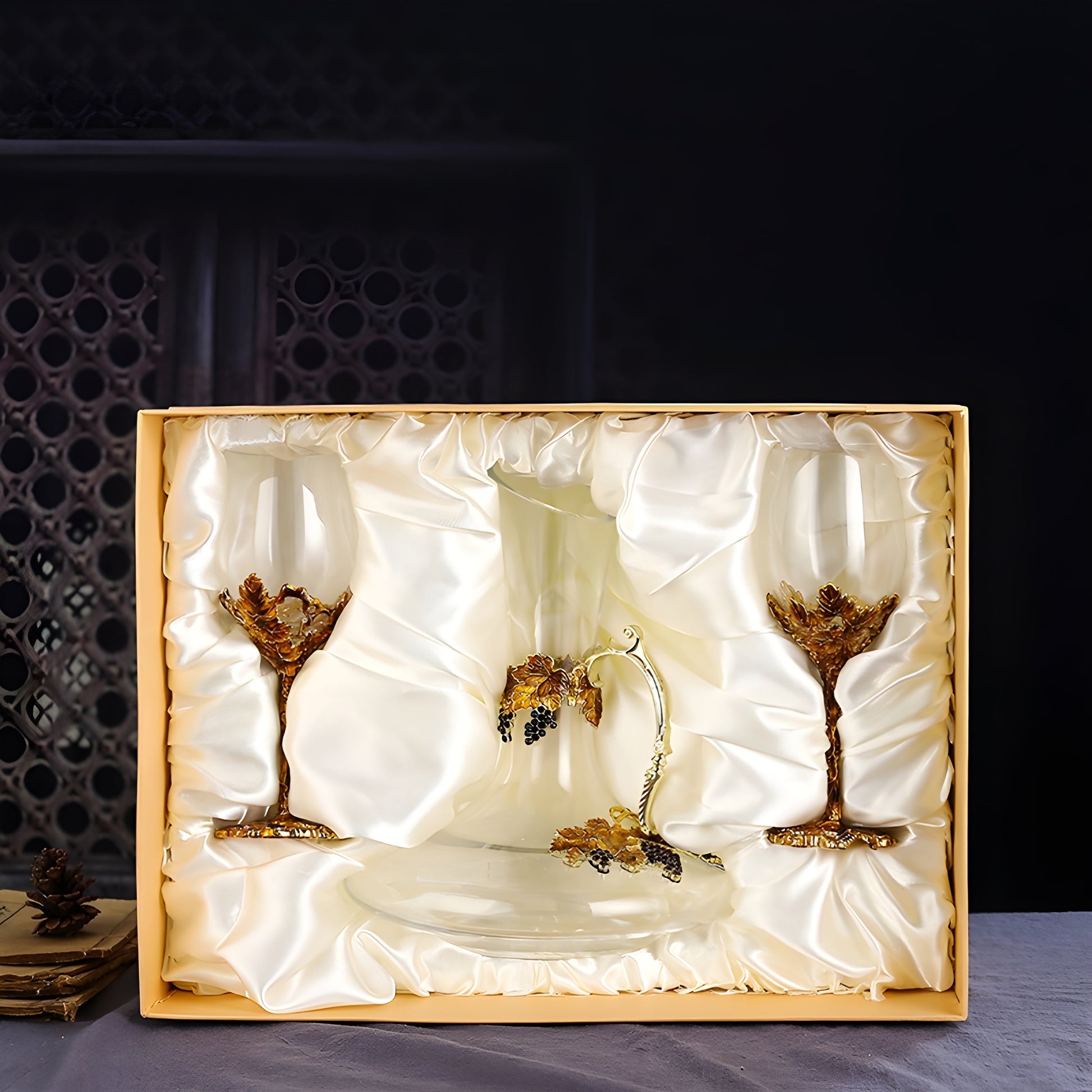 Set Di Calici Con Decanter "Golden Vine" In Cristallo GuerraHome