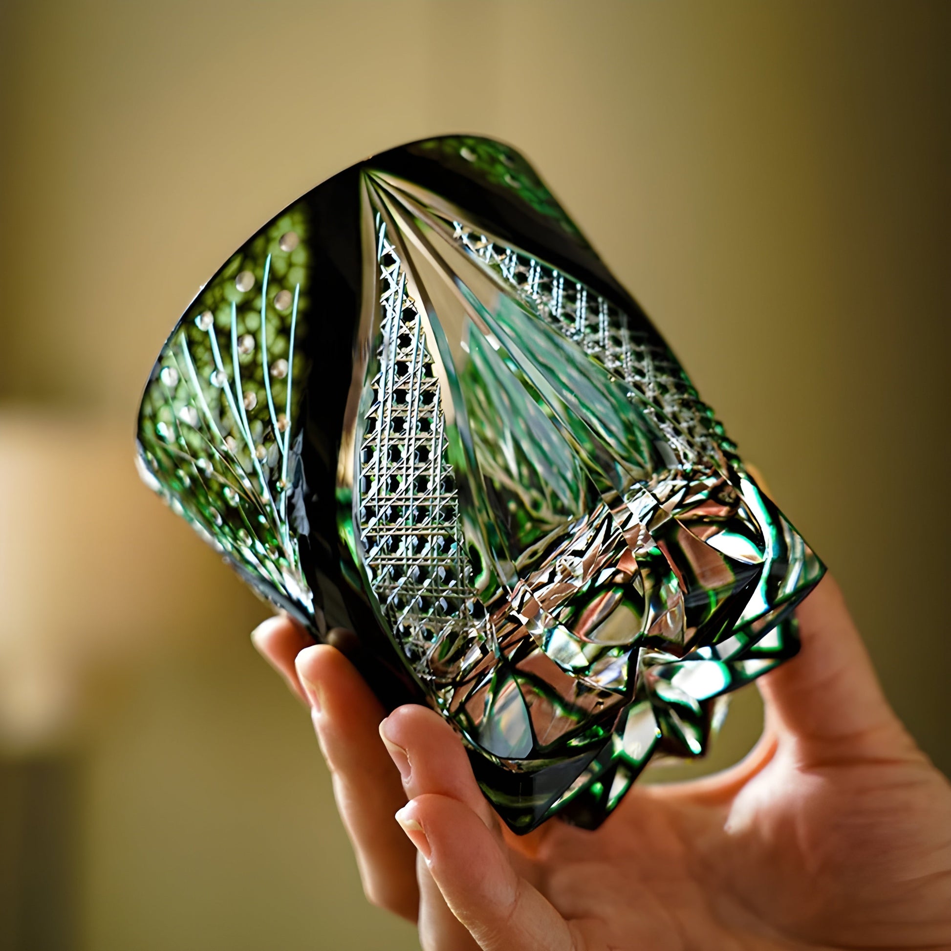 Bicchiere Edo Kiriko – “Serpente Smeraldo” – Scatola in legno GuerraHome