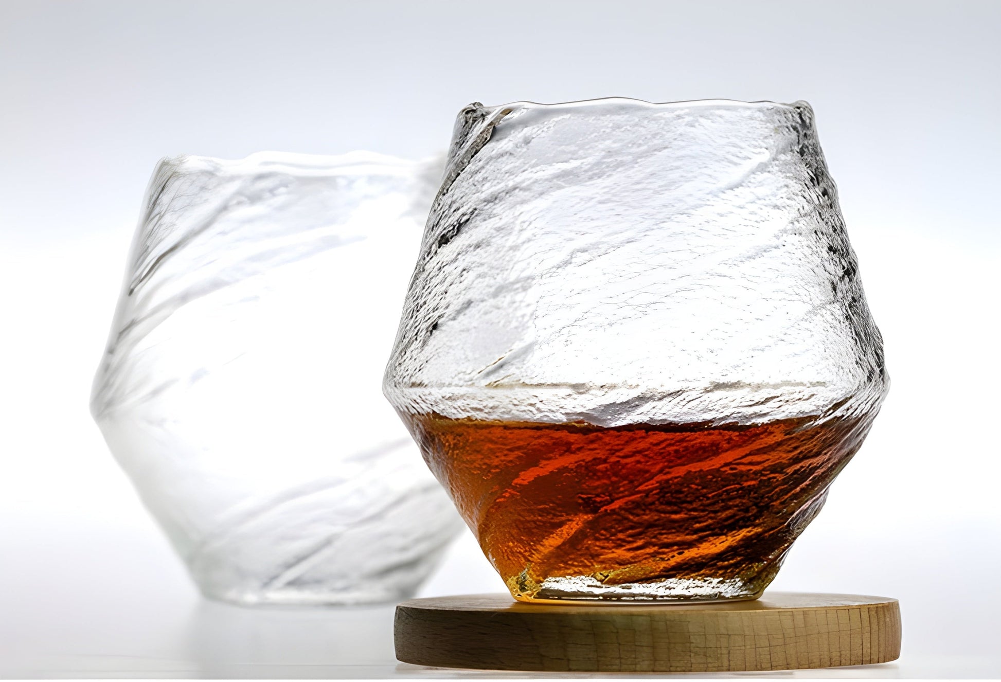 Bicchiere Edo Kiriko – ‘Snowfall’ (Cristallo trasparente) – Scatola in legno GuerraHome