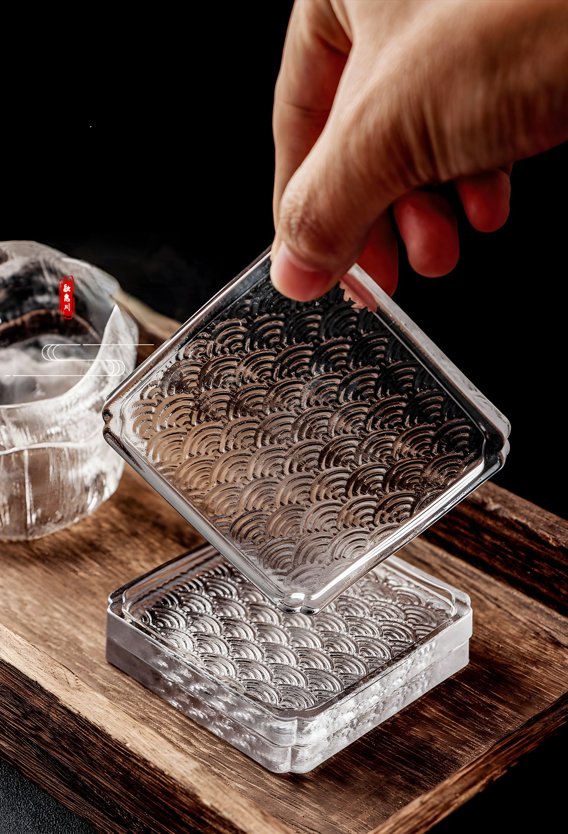 Sottobicchiere Giapponese – Quadrato 'Onda Marina' – Vetro Trasparente GuerraHome