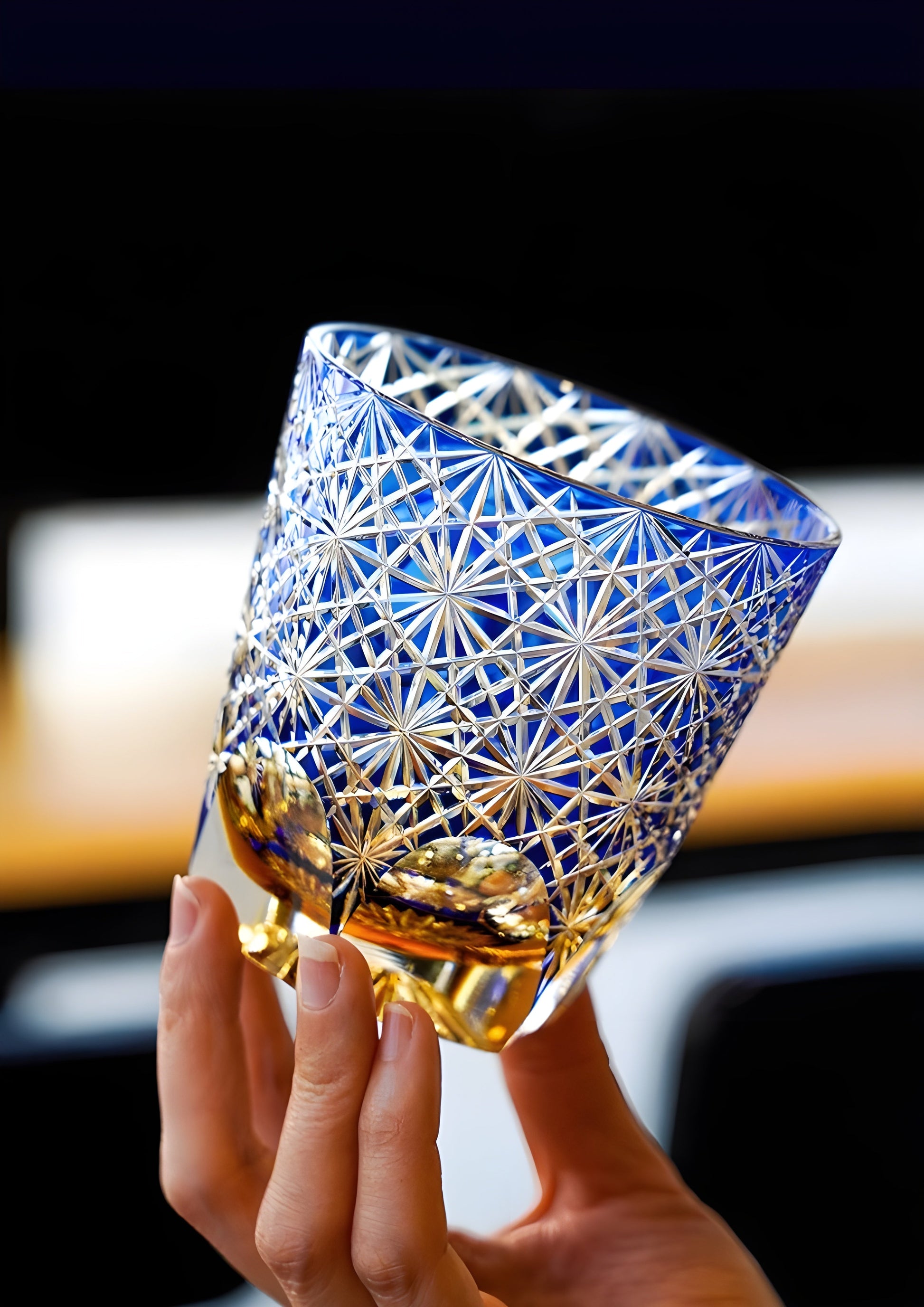 Bicchiere Edo Kiriko - Cristantemo Blu Zaffiro- Scatola in legno GuerraHome