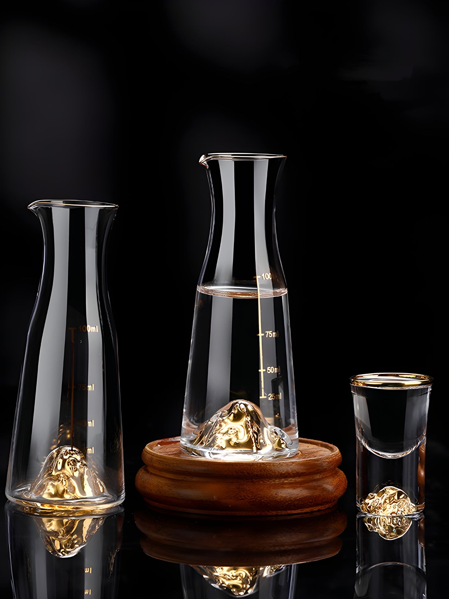 Set Bicchieri da Shot in Cristallo – Modello "Golden Mountain" 24K con Decanter 100 ml