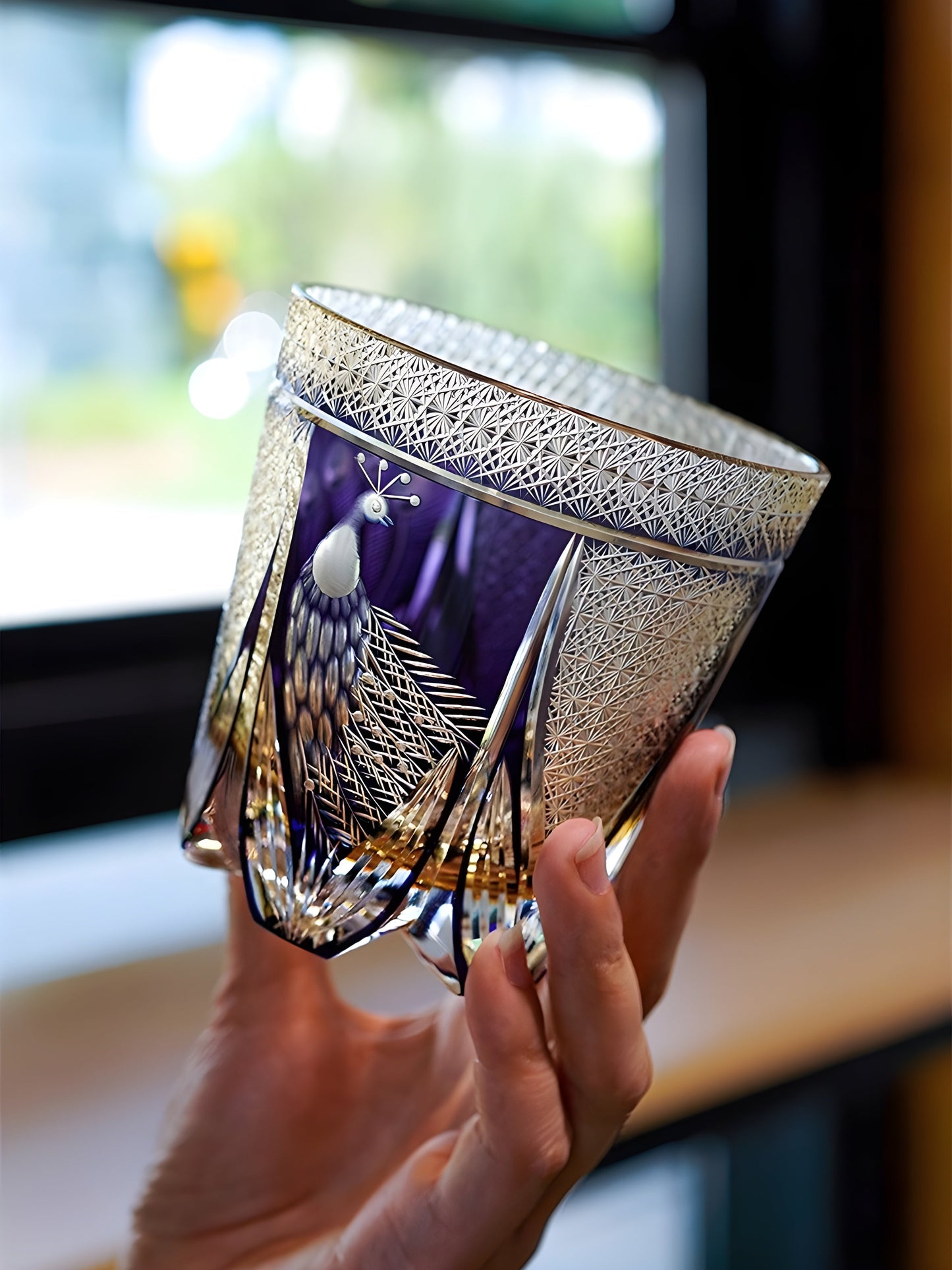 Bicchiere Edo Kiriko – ‘Pavone Viola’ – Scatola in legno GuerraHome