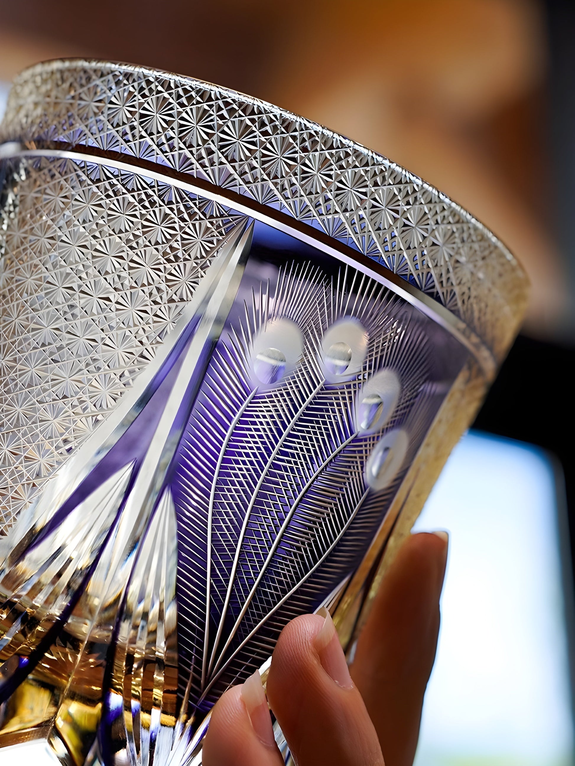 Bicchiere Edo Kiriko – ‘Pavone Viola’ – Scatola in legno GuerraHome