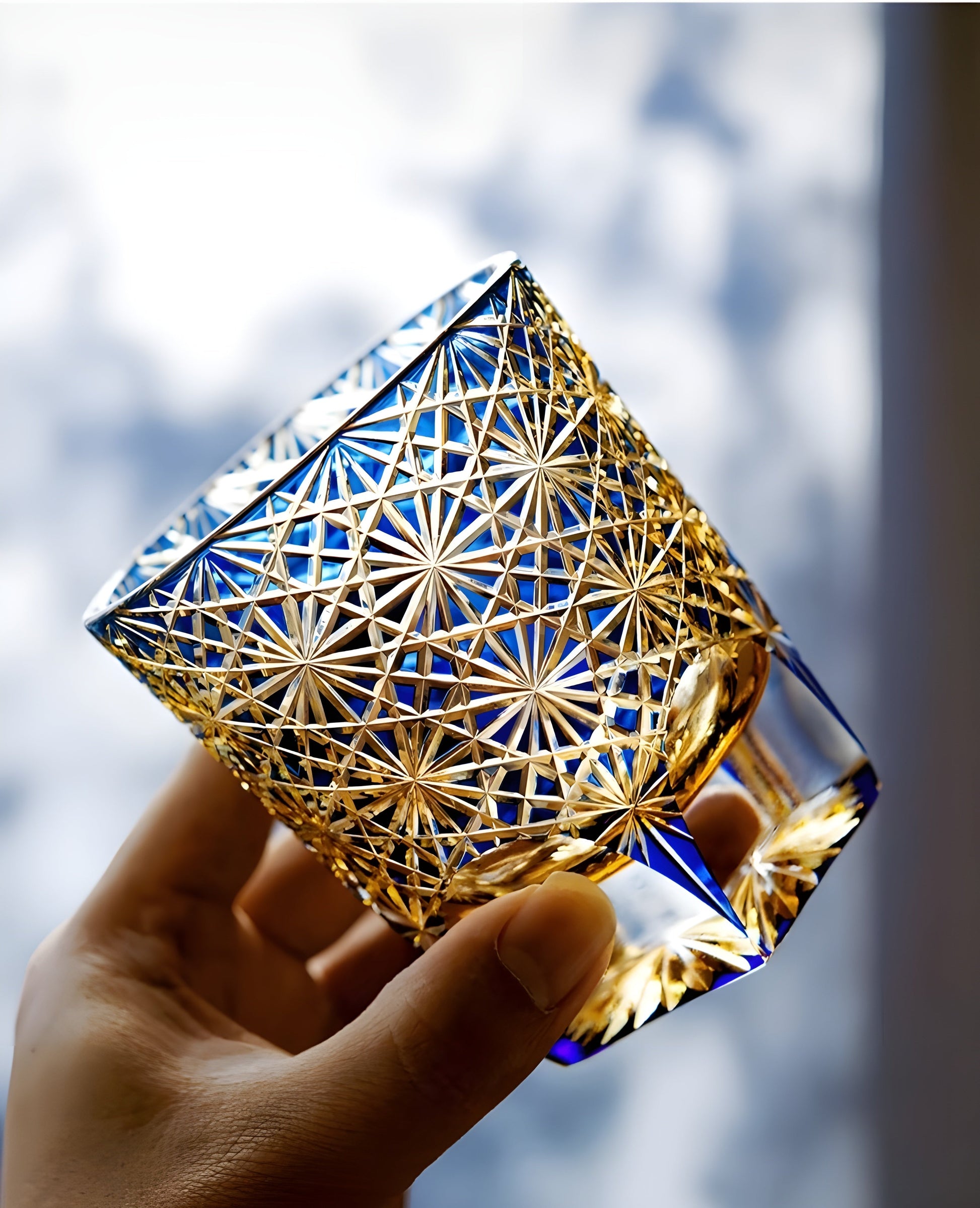 Bicchiere Edo Kiriko - Cristantemo Blu Zaffiro- Scatola in legno GuerraHome