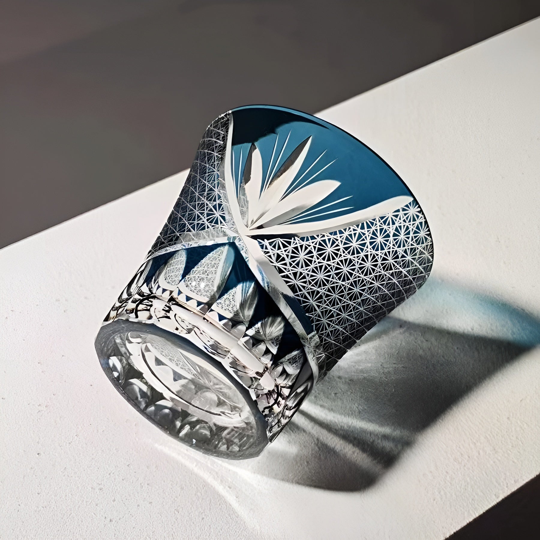 Bicchiere Edo Kiriko – 'Fiore Viola' – Scatola in legno GuerraHome