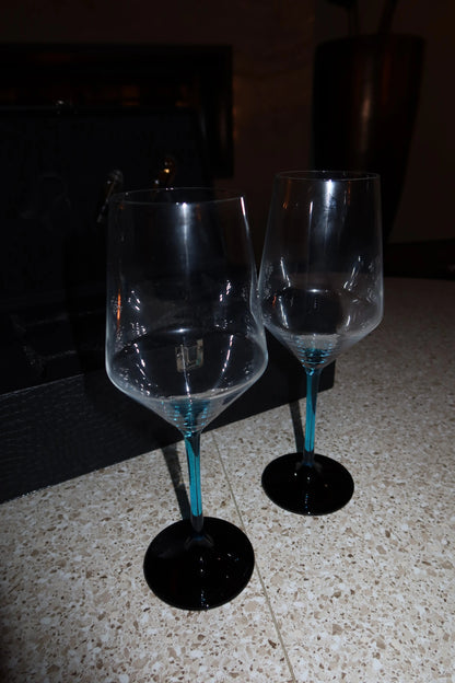 Coppia di Calici Blu con Cofanetto in Pelle