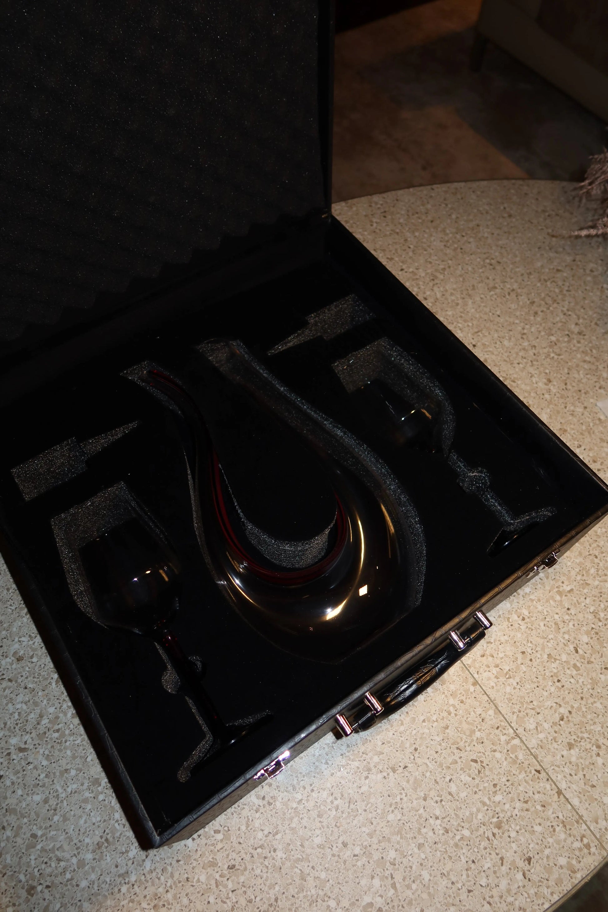 Coppia di Calici Red con Decanter "Waves" GuerraHome