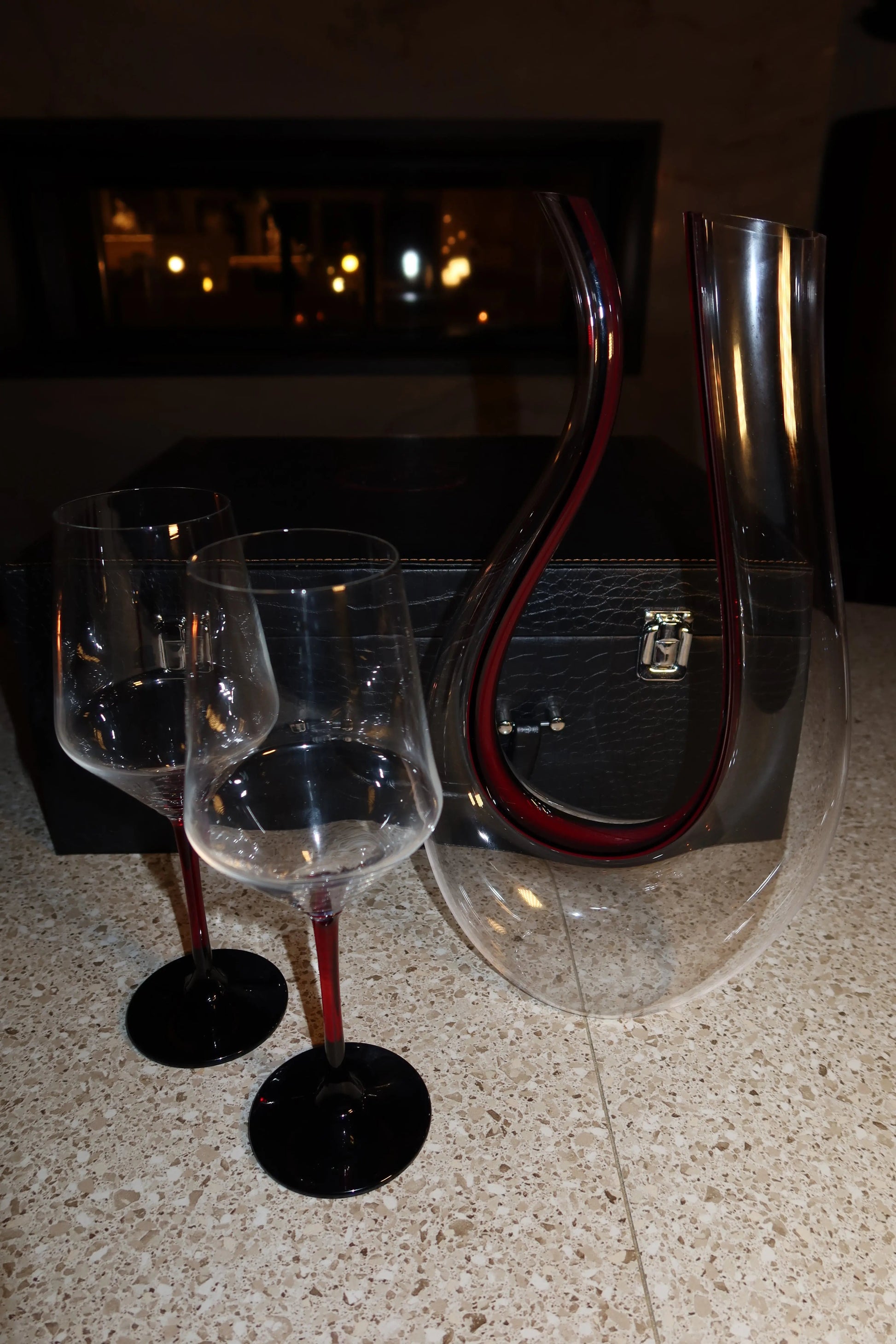 Coppia di Calici Red con Decanter "Waves" GuerraHome