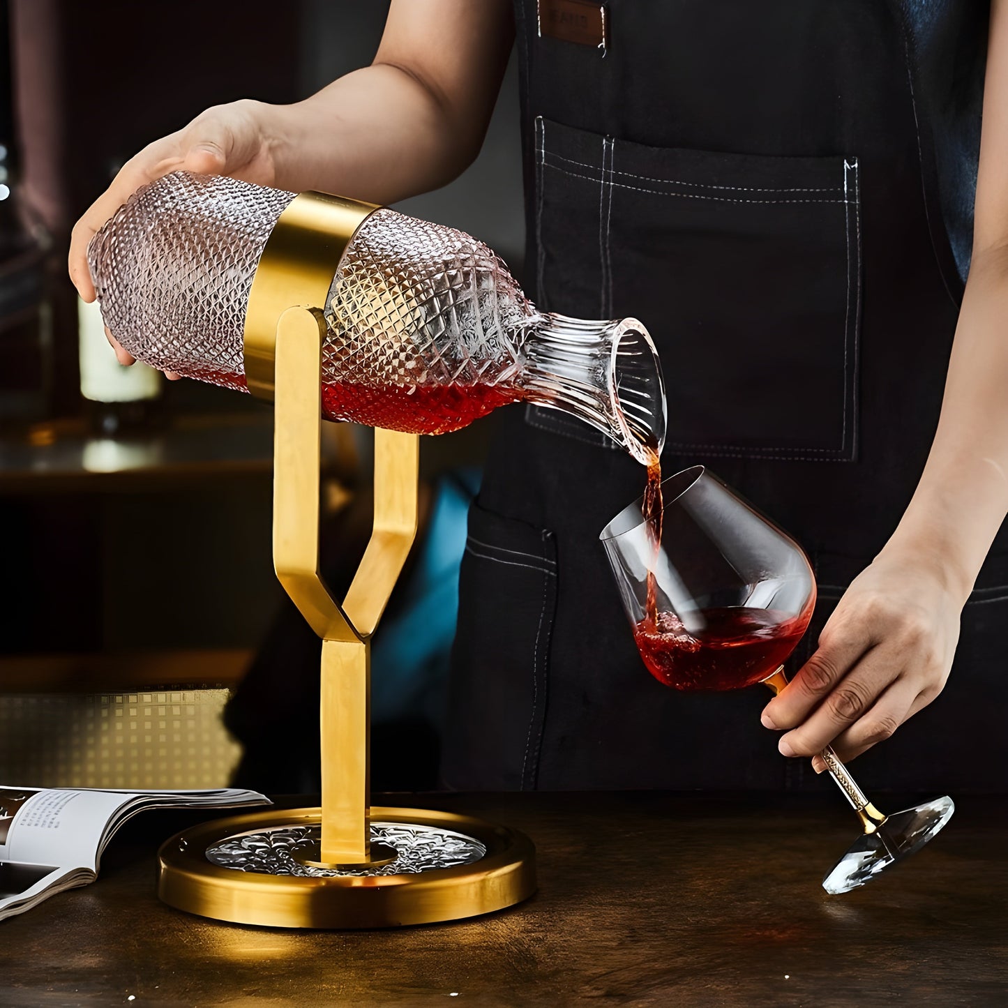 Set Decanter con Calici – “Pendolo Oro” – Design Moderno GuerraHome