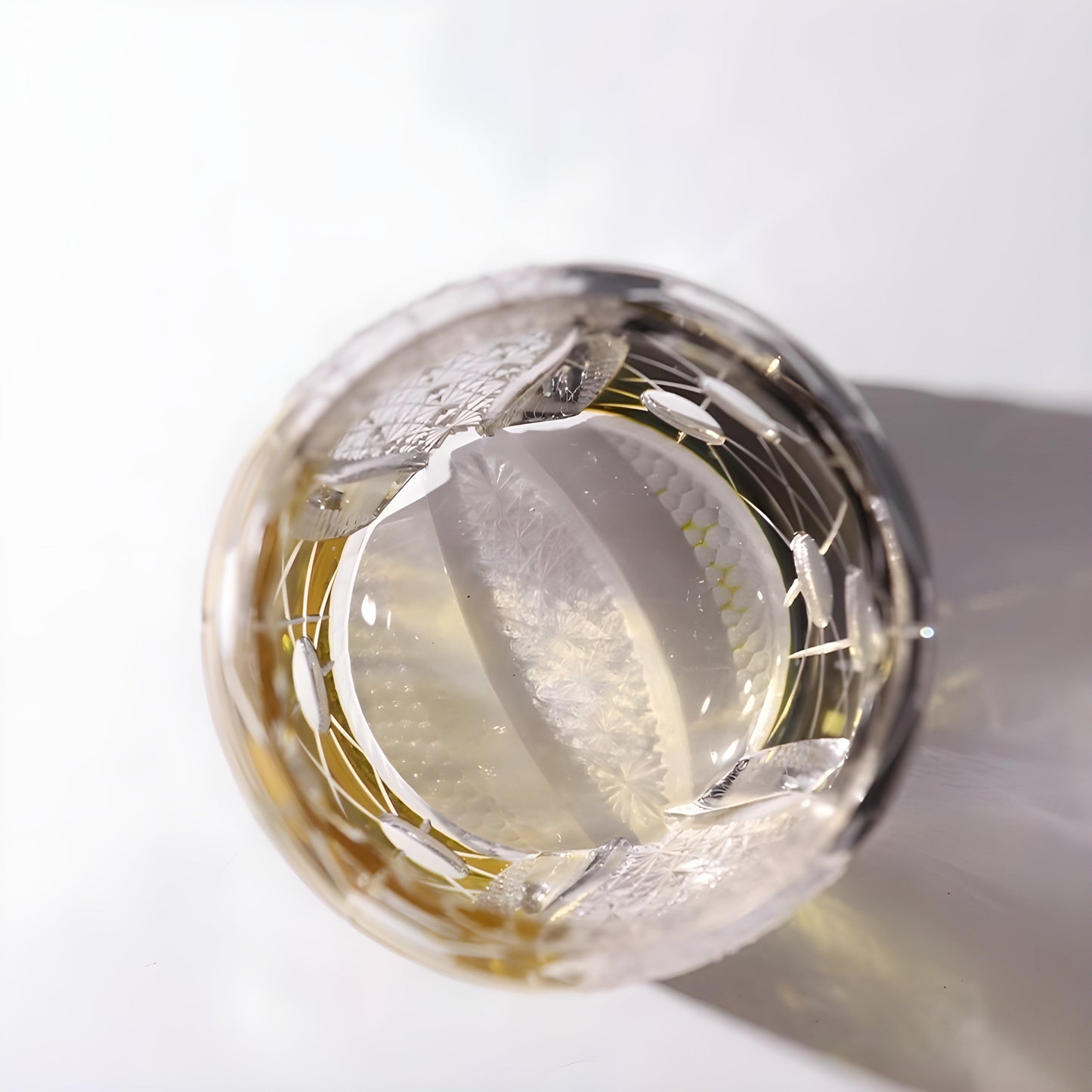 Bicchiere Edo Kiriko – ‘Venere’ (Oro/Nero) – Scatola in legno GuerraHome