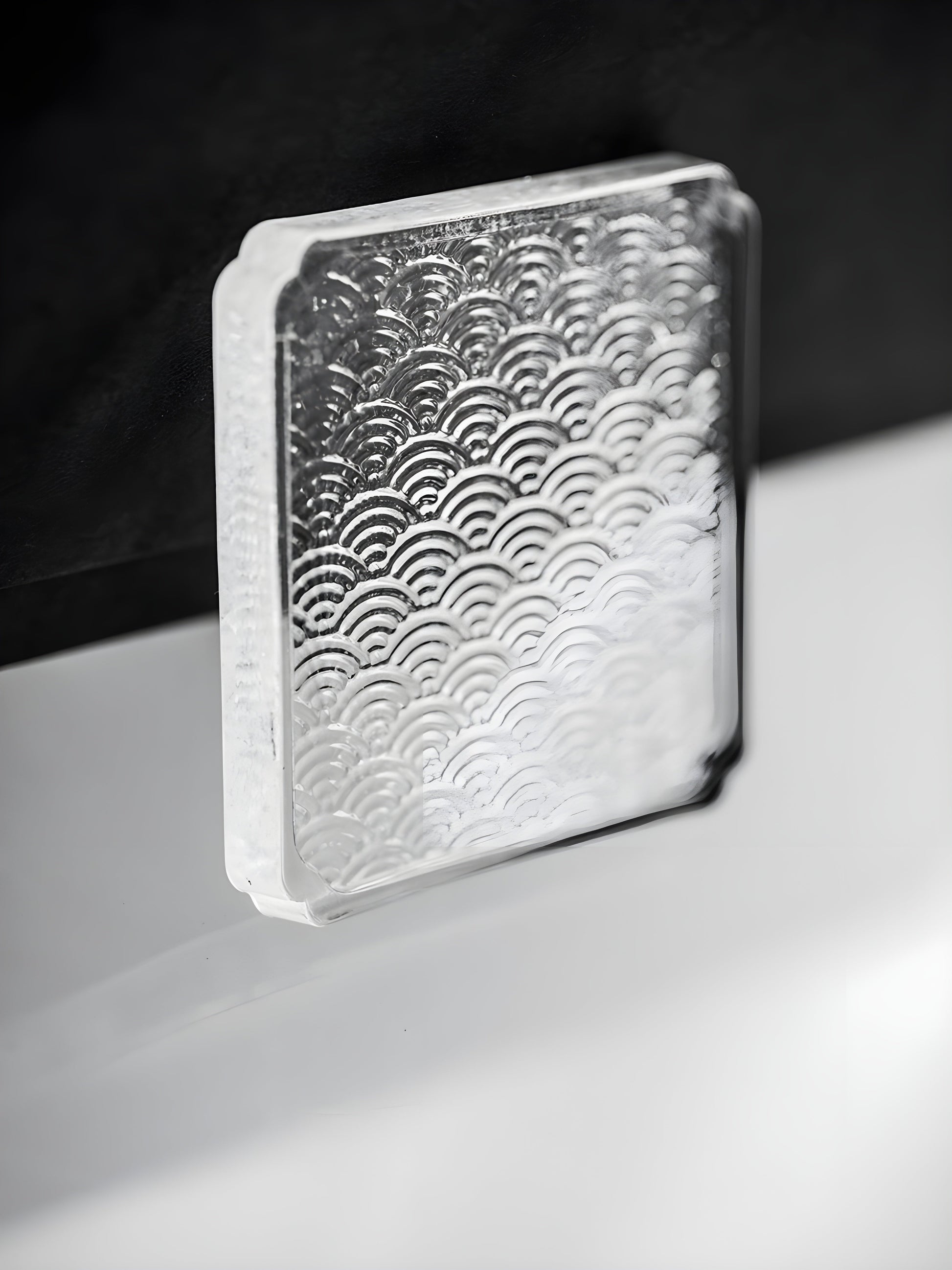 Sottobicchiere Giapponese – Quadrato 'Onda Marina' – Vetro Trasparente GuerraHome