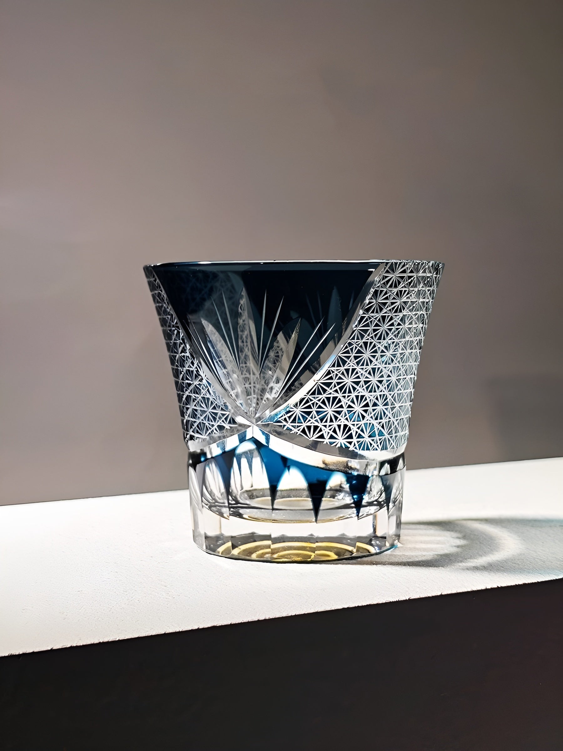 Bicchiere Edo Kiriko – 'Fiore Viola' – Scatola in legno GuerraHome