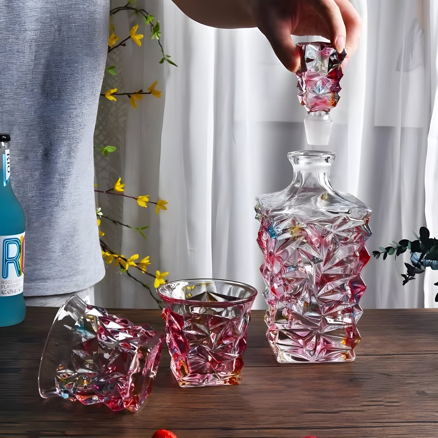 Set Bicchieri e Decanter in Cristallo 'Aurora Boreale' – Collezione Murano | Decanter e Bicchieri Neon | Design Ispirato a Zecchin GuerraHome