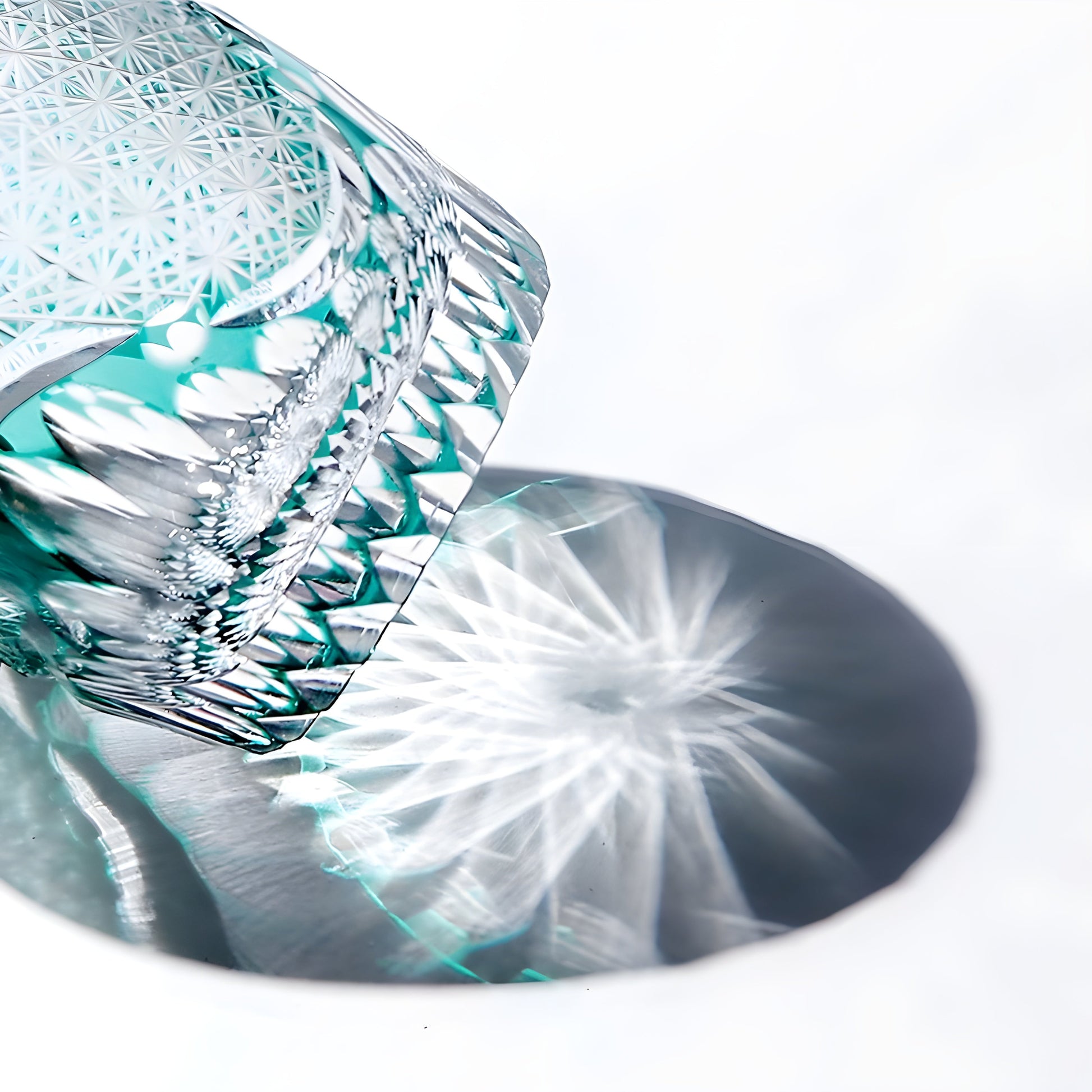 Bicchiere Edo Kiriko – ‘Onda di Fiori’ – Scatola in Legno GuerraHome